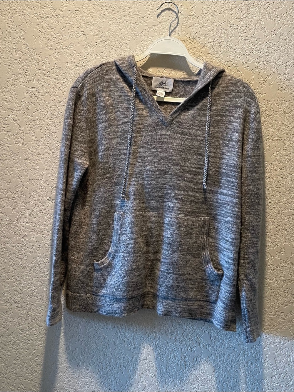 SurfSide Supply men heathered grey 100% cashmere v neck hooded sweater, XS